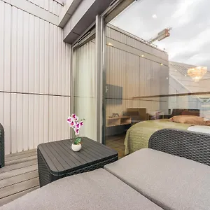 Flatbook - Center Granaria With Parking Apartament